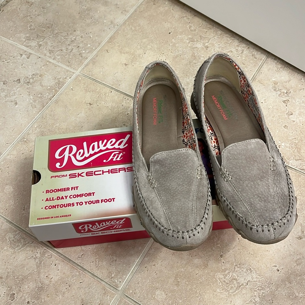 Skecher’s shoes size 9.5